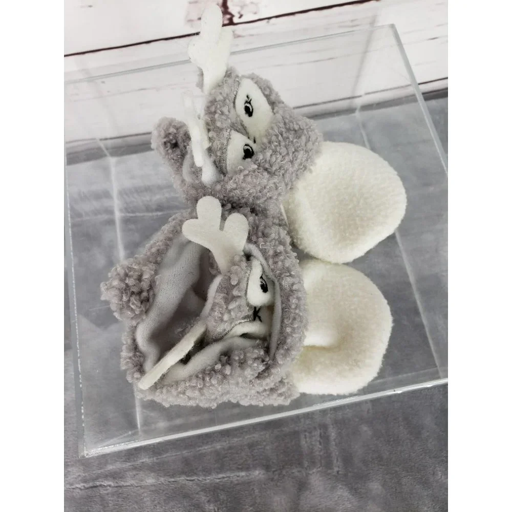 N/A gray white